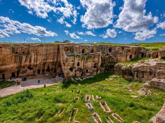 İkonik GAP Tarsus ve Adana Turu  | 4 Gece Konaklamalı Otobüslü Uşak Çıkışlı