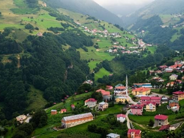 İkonik Doğu Karadeniz Yaylalar ve Batum Turu| 4 Gece Konaklamalı Uçaklı İstanbul Çıkışlı Sonbahar Dönemi