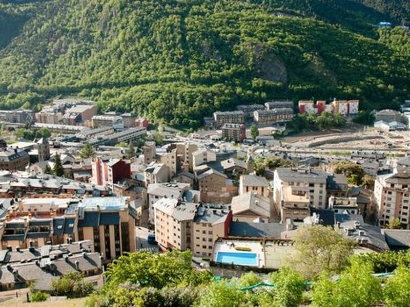 Ankara Hareketli İspanya'nın Kalbi Madrid & Barselona Turu Ajet İle Yaz Dönemi(BCN-MAD)