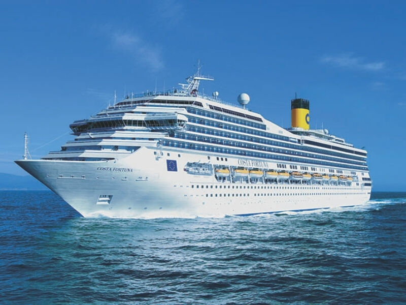 24 Mayıs İstanbul Hareketli Costa Fortuna ile Yunan Adaları