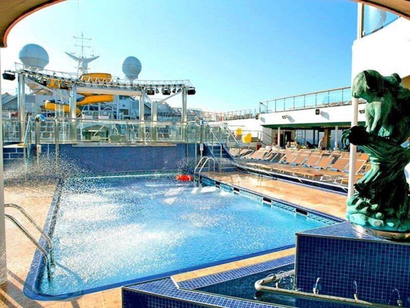 18 Mayıs İstanbul Hareketli Costuna Fortuna ile Yunan Adaları