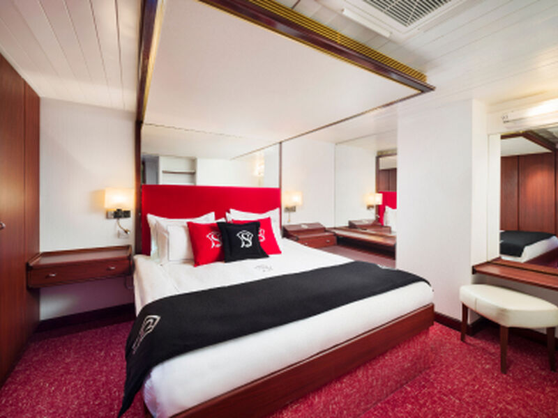 Çeşme Hareketli Selectum Blu Cruises ile Yunan Adaları 3 Gece - 4 Gün