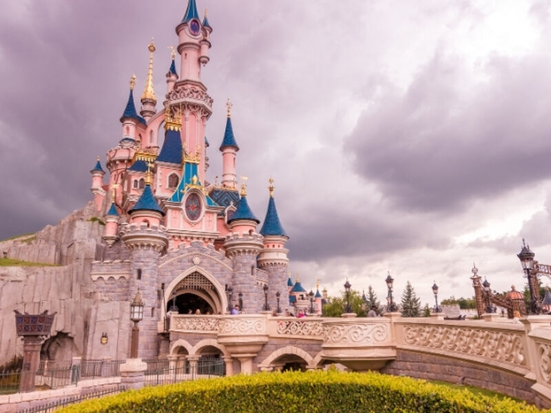 Antalya Çıkışlı Görkemli Paris & Disneyland Turu Sunexpress Havayolları ile Sömestr Özel 3 Gece 4 Gün Tüm Turlar ve Disneyland Çift Park Bileti Dahil ATS001